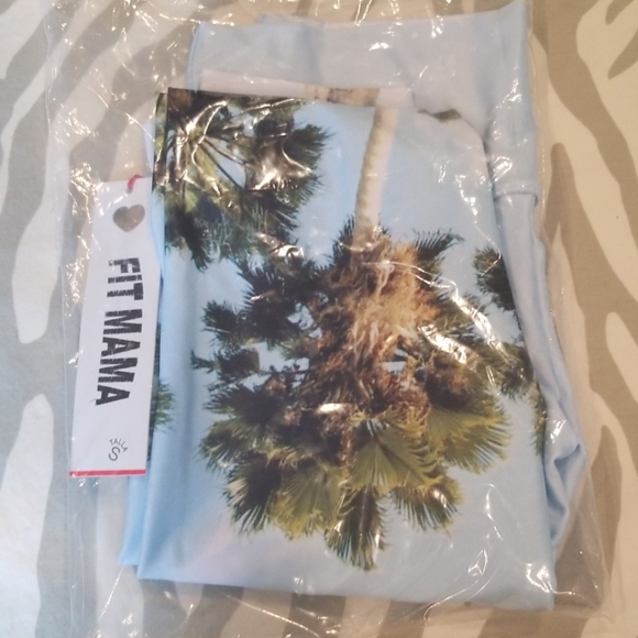 NWT Fit Mama "Miami" Palm Tree Leggings Small - Picture 8 of 8